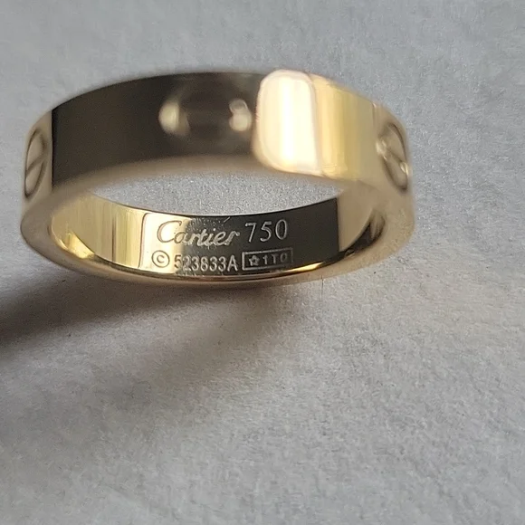 Love Ring - Picture 4 of 4